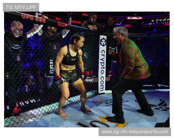 UFC格斗双方互殴到裁判喊停——激烈对抗中的无情制裁 UFC格斗双方互殴到裁判喊停——激烈对抗中的无情制裁