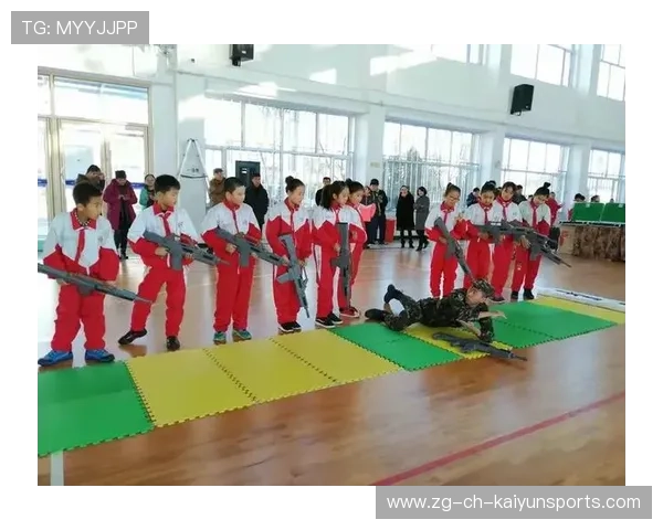 射击比赛选手受邀进校讲课,精确运动进入课堂 射击比赛选手受邀进校讲课,精确运动进入课堂